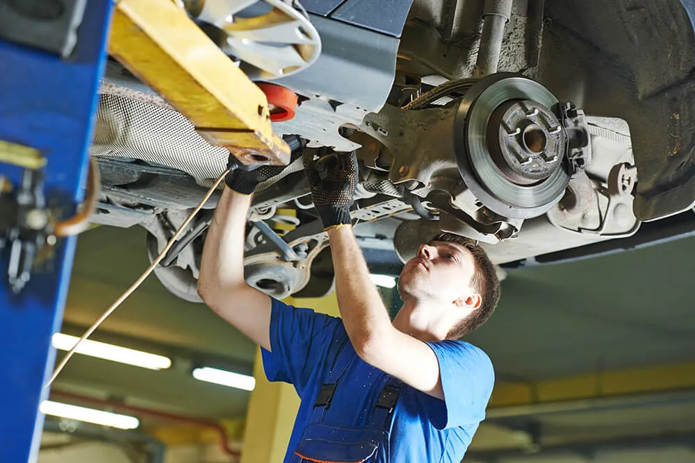 Winter Auto Mechanic Services: Keeping Your Vehicle Safe in the Cold